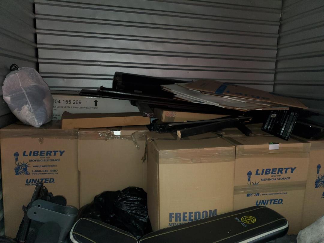 Storage Unit Auction in Conyers, GA at 34 UHaul of Conyers ends on